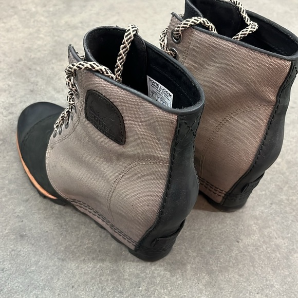 Sorel Joan of Arctic Winter Wedge Boots 9 - Picture 5 of 6